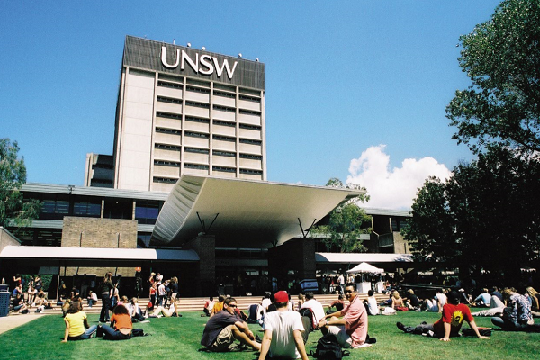 新南威尔士大学