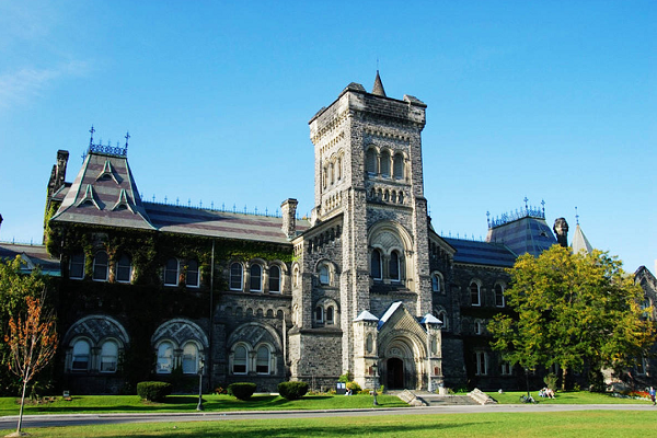 加拿大大学校园
