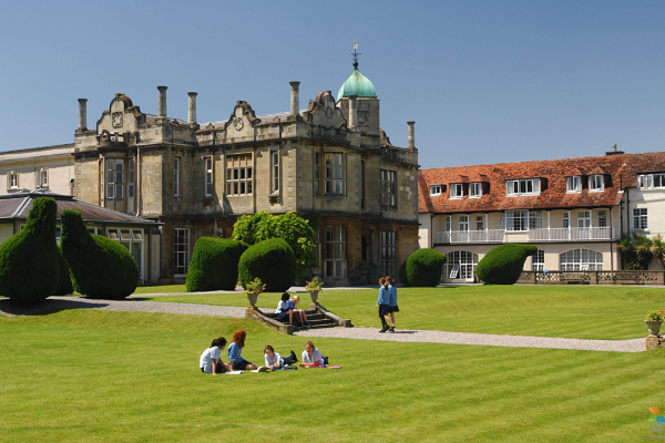 英国大学学校