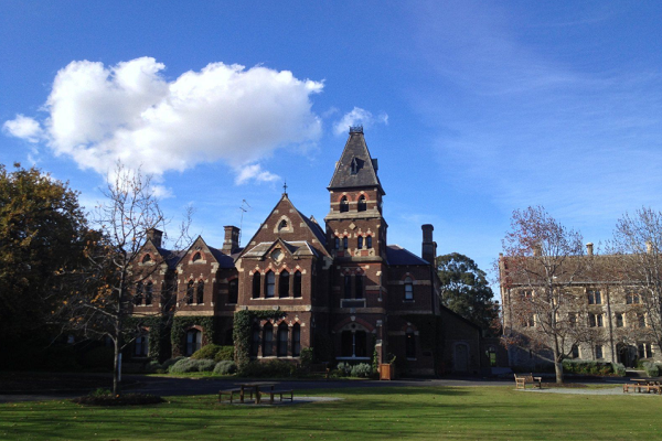 皇家墨尔本大学