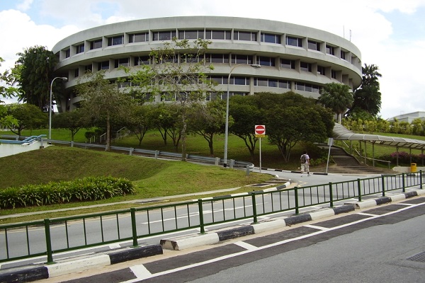 新加坡大学地标建筑.png